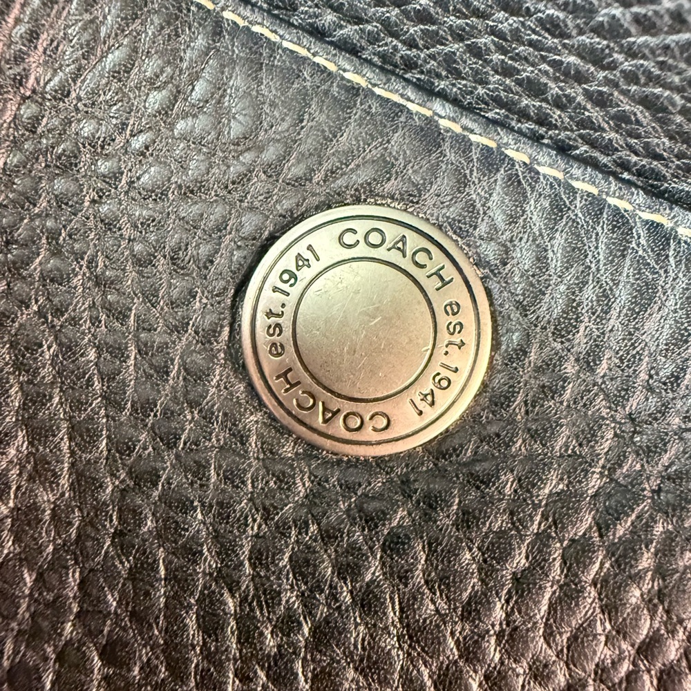 Coach Chelsea 2010 Black Y2K Leather Shoulder Bag - Picture 2 of 15